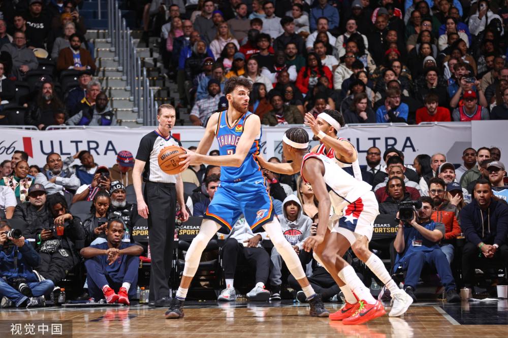 使得其个人 使得其个人