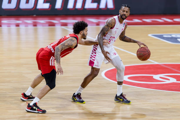 更是为了回 更是为了回