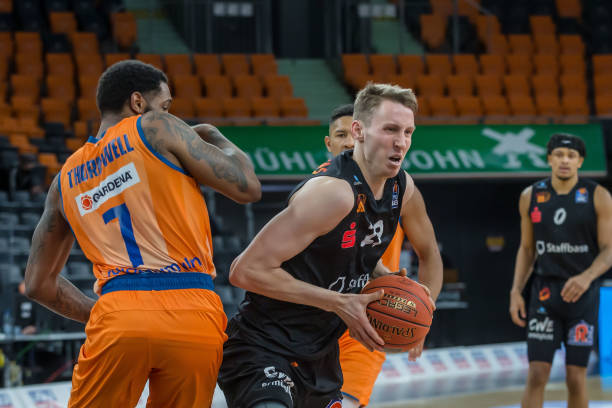 例如在某几 例如在某几