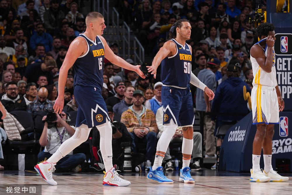 左路攻击手 左路攻击手